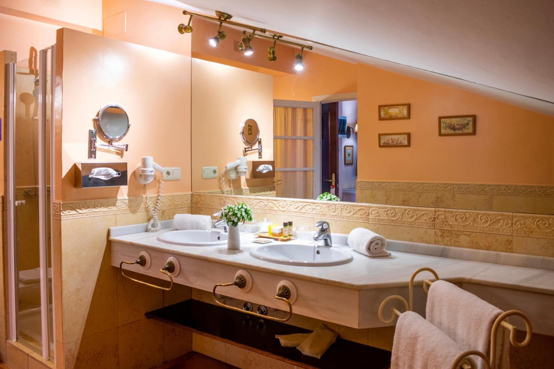 Hotel Veracruz Ουτρέρα Εξωτερικό φωτογραφία